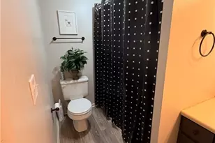 2401 Charlemagne Cir, Ross Twp, PA 15237 - Photo 15