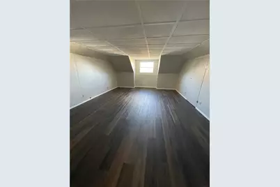 138 E Smithfield St, Mount Pleasant Township, PA 15666 - Photo 11