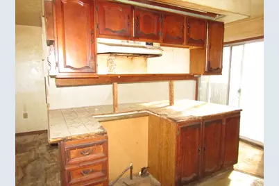 724 Laura St, West Mifflin, PA 15122 - Photo 15