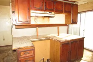 724 Laura St, West Mifflin, PA 15122 - Photo 15