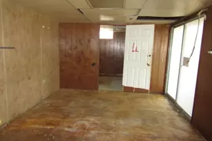 724 Laura St, West Mifflin, PA 15122 - Photo 23