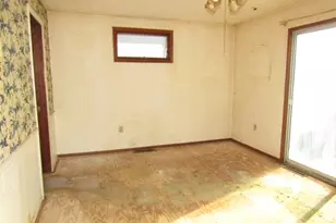 724 Laura St, West Mifflin, PA 15122 - Photo 17