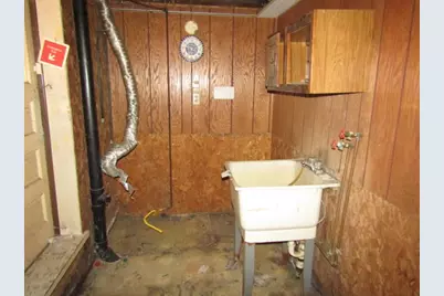 724 Laura St, West Mifflin, PA 15122 - Photo 35