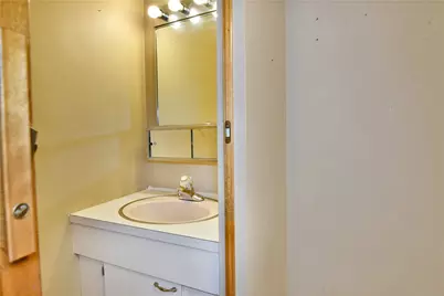 1107 W Ridge Ave, Sharpsville, PA 16150 - Photo 19