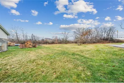 132 W Pennsylvania, New Stanton, PA 15672 - Photo 31