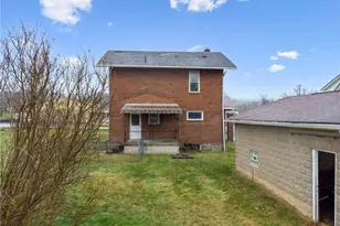 132 W Pennsylvania, New Stanton, PA 15672 - Photo 3