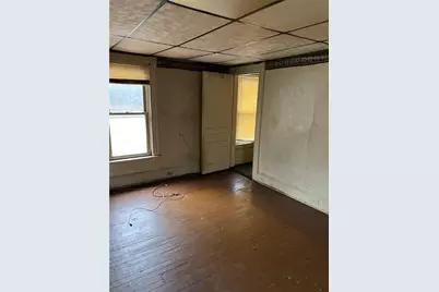 240 Penn Adamsburg Rd, Hempfield Township, PA 15675 - Photo 13