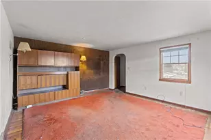 11690 Center St, North Huntingdon, PA 15642 - Photo 7