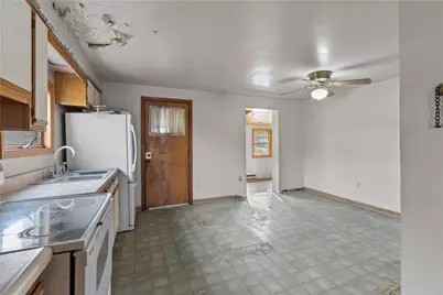 11690 Center St, North Huntingdon, PA 15642 - Photo 9