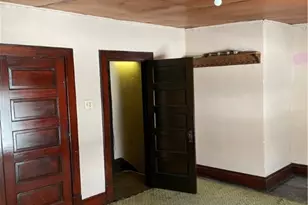 832 Thompson, Donora, PA 15033 - Photo 13