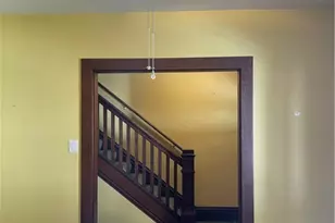 832 Thompson, Donora, PA 15033 - Photo 3