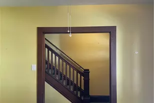 832 Thompson, Donora, PA 15033 - Photo 3