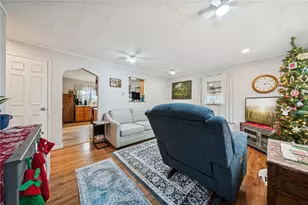 124 Victoria Dr, Pittsburgh, PA 15202 - Photo 5