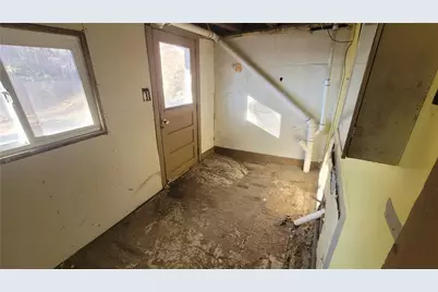 178 Washington St, Freeport, PA 16229 - Photo 13