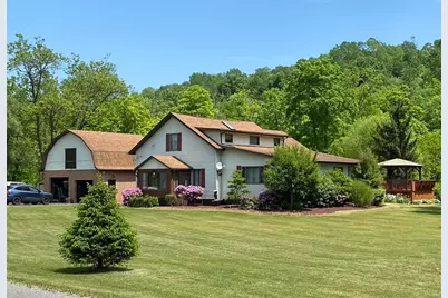 2216 N Camp Run Rd, Perry Township, PA 16123 - Photo 19