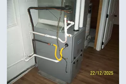 49 E 4th Ave, Latrobe, PA 15650 - Photo 17