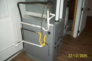 49 E 4th Ave, Latrobe, PA 15650 - Photo 17