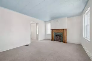 352 39th St, Pittsburgh, PA 15201 - Photo 3