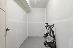 4 Dana Dr, Findlay Township, PA 15108 - Photo 41