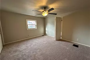 243 Pennsylvania Ave, Rochester, PA 15074 - Photo 5