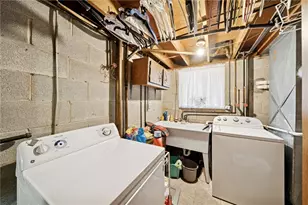 140 Possum Hollow Rd, Hempfield Township, PA 15601 - Photo 25