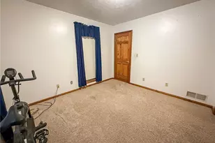 122 Helga Dr, Clay Township, PA 16061 - Photo 25