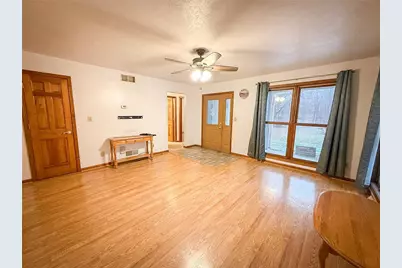 122 Helga Dr, Clay Township, PA 16061 - Photo 5