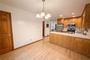 122 Helga Dr, Clay Township, PA 16061 - Photo 11