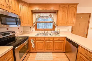 122 Helga Dr, Clay Township, PA 16061 - Photo 13