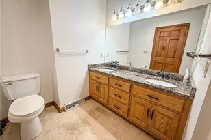 122 Helga Dr, Clay Township, PA 16061 - Photo 21