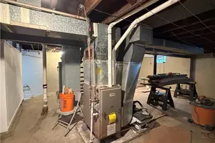 959 Bechtol, Sharon, PA 16146 - Photo 25