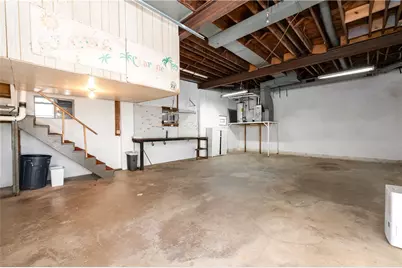 325 E Brewster Rd, Center Township, PA 16001 - Photo 27