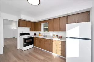 325 E Brewster Rd, Center Township, PA 16001 - Photo 17