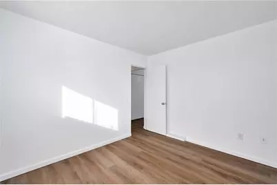 325 E Brewster Rd, Center Township, PA 16001 - Photo 21