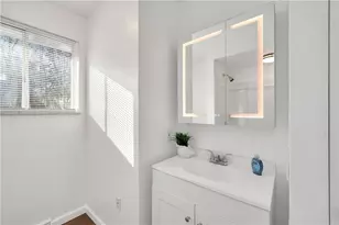 325 E Brewster Rd, Center Township, PA 16001 - Photo 23