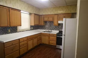 624 Park Ave, Clairton, PA 15025 - Photo 7