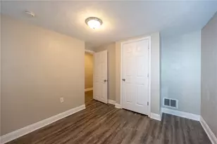 105 Washington St, Mount Pleasant Township, PA 15666 - Photo 23