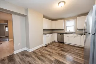 105 Washington St, Mount Pleasant Township, PA 15666 - Photo 5