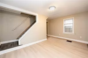 105 Washington St, Mount Pleasant Township, PA 15666 - Photo 13