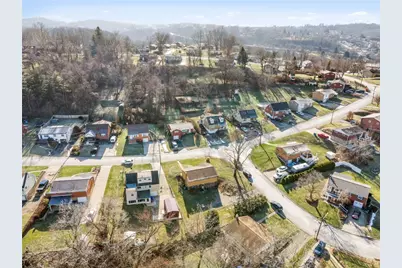 203 Sherrie Dr, Pittsburgh, PA 15239 - Photo 29