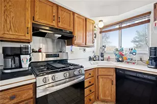 203 Sherrie Dr, Pittsburgh, PA 15239 - Photo 23