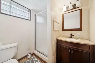 203 Sherrie Dr, Pittsburgh, PA 15239 - Photo 9