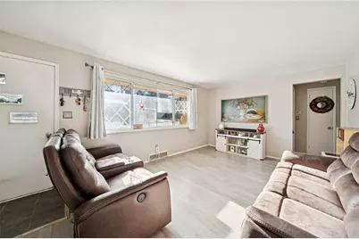 203 Sherrie Dr, Pittsburgh, PA 15239 - Photo 25