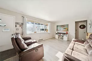 203 Sherrie Dr, Pittsburgh, PA 15239 - Photo 25