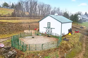 229 Balls Rd, Washingtn-Ruff Creek, PA 15370 - Photo 3