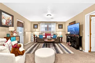 4 N Washington St, Masontown, PA 15461 - Photo 21