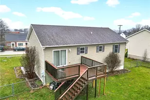 4 N Washington St, Masontown, PA 15461 - Photo 5