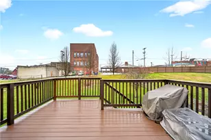 4 N Washington St, Masontown, PA 15461 - Photo 25