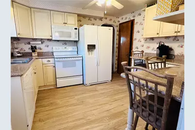 5719 Keefe St, Pittsburgh, PA 15207 - Photo 3