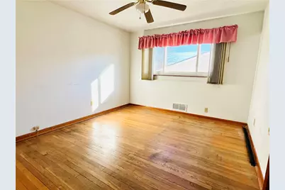 5719 Keefe St, Pittsburgh, PA 15207 - Photo 17